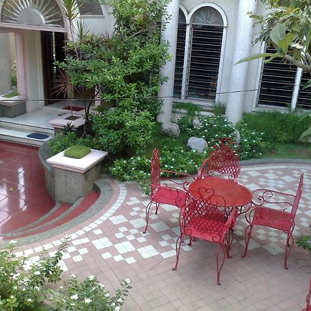 La Residencia Luzviminda Pensionne Cebu Exterior foto