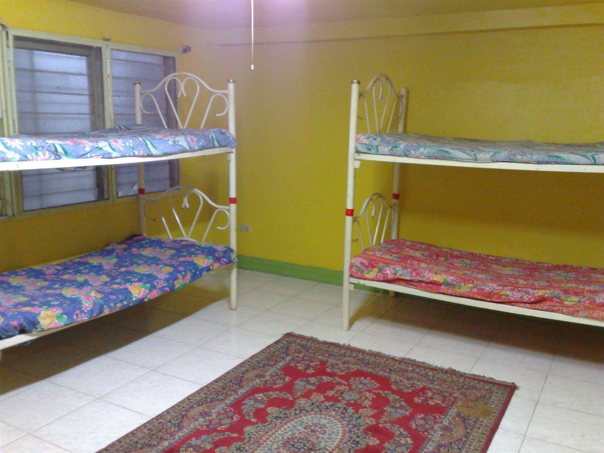 La Residencia Luzviminda Pensionne Cebu Exterior foto