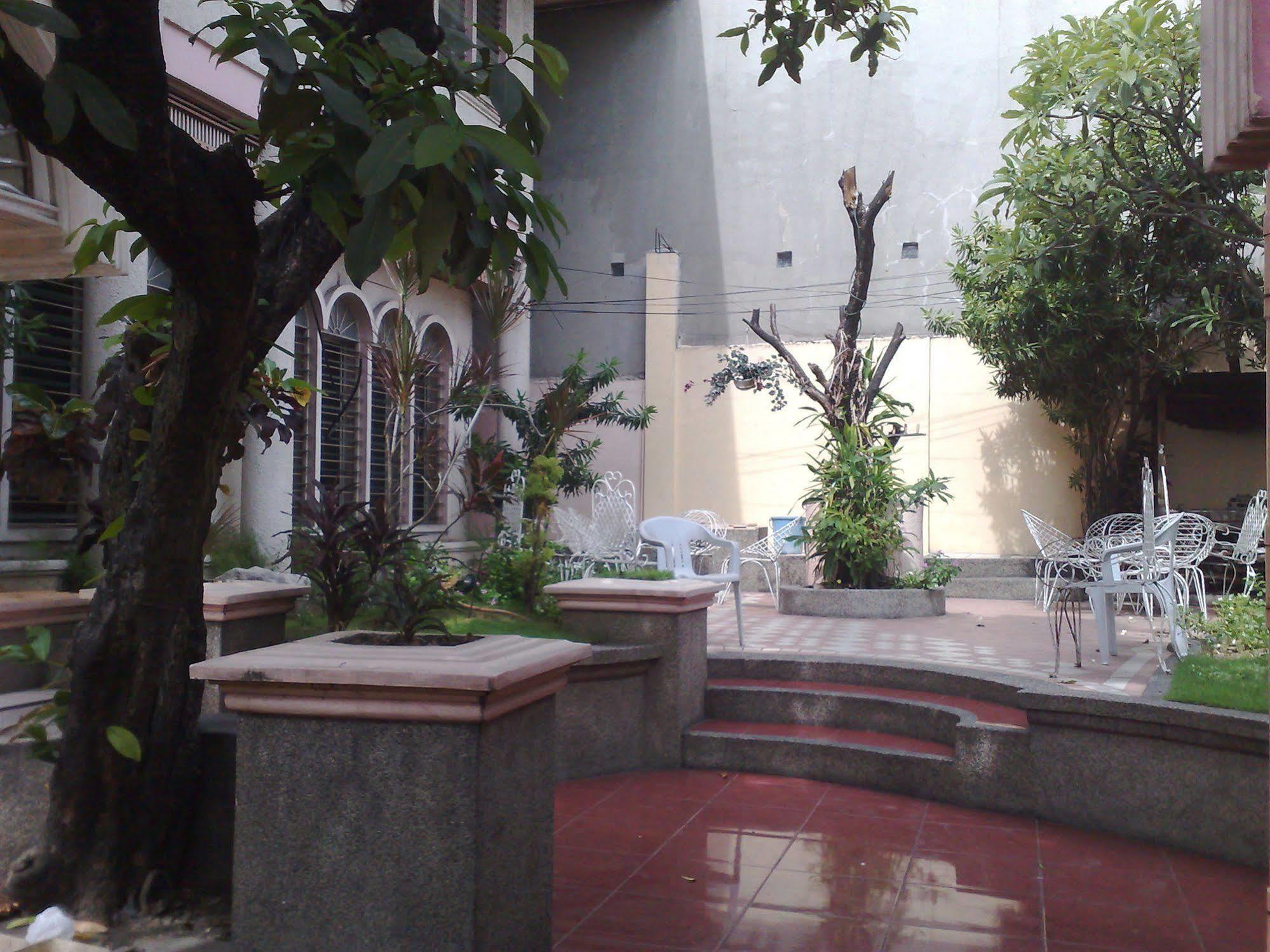La Residencia Luzviminda Pensionne Cebu Exterior foto