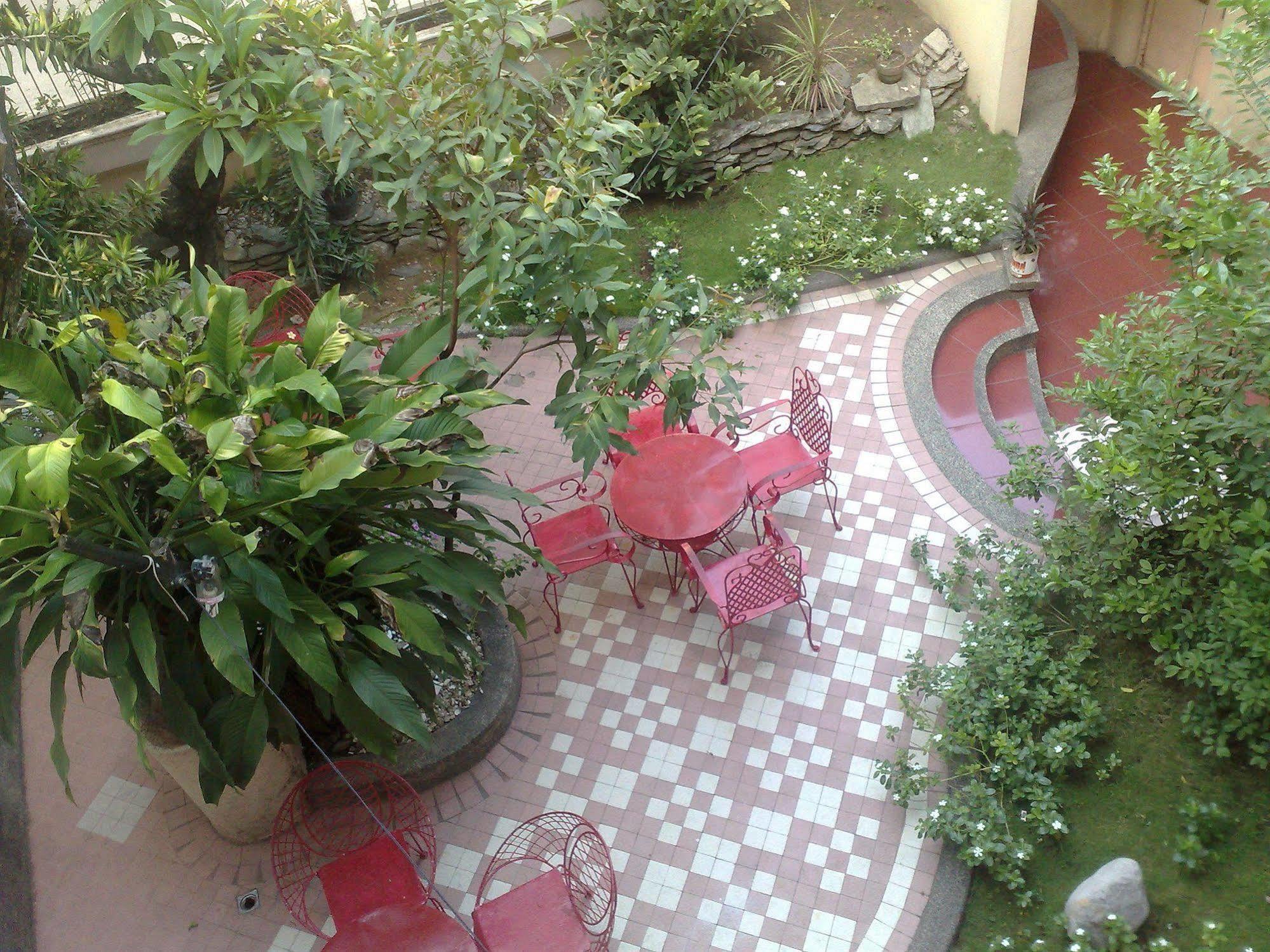 La Residencia Luzviminda Pensionne Cebu Exterior foto